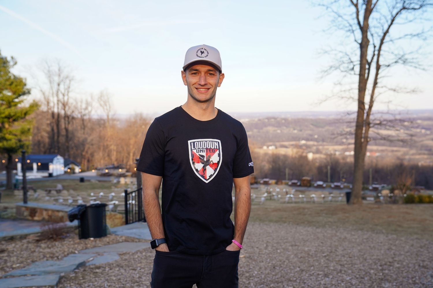 Capelli Black Crest Logo T-Shirt – Loudoun United FC